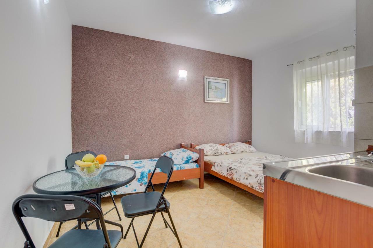 Studios Nikezic Utjeha Quarto foto